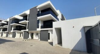 4-Bedroom semi-detached house, Antilla Quarters, Oniru Estate – N400m