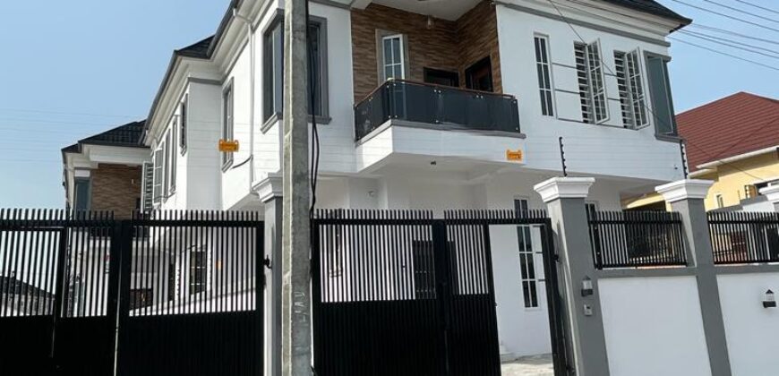 4 Bedroom semi-detached house, Mathew Osawemen Street, Off Ologolo Road, Lekki – N120m