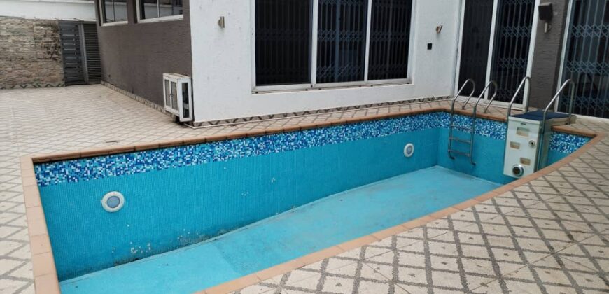 5-BEDROOM DETACHED HOUSE FOR SALE AT 5TH AVENUE, BANANA ISLAND, LAGOS.