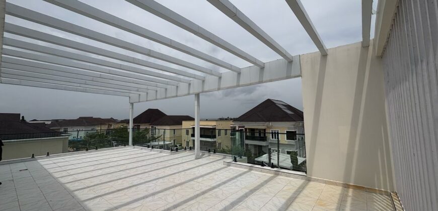 5-BEDROOM  DETACHED HOUSE  FOR SALE AT NORTHERN FORESHORE ESTATE, CHEVRON.