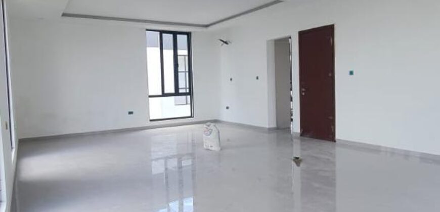 For Sale – Six (6) Bedroom Detached House at Banana Island.